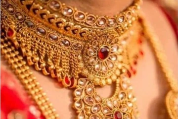 அதிர்ச்சி கொடுத்த தங்கம் விலை - எவ்வளவு தெரியுமா?