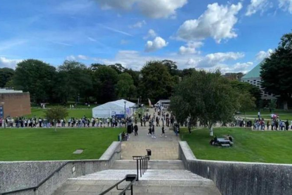 இங்கிலாந்தில் சக மாணவிகள் நால்வரை பாலியல் வன்கொடுமை; மாணவருக்கு 25 ஆண்டுகள் சிறை | Ex Sussex University Student Jailed For Rapes இங்கிலாந்தில் சக மாணவிகள் நால்வரை பாலியல் வன்கொடுமை; மாணவருக்கு 25 ஆண்டுகள் சிறை | Ex Sussex University Student Jailed For Rapes