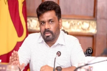 சட்டவிரோத சொகுசு வாகனங்கள் தொடர்பில் அரசியல்வாதிகள் கைது செய்யப்படுவார்கள்