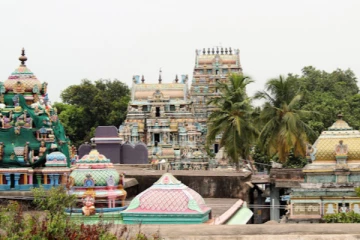 வக்ரதோஷம் போக்கும் (வரலாற்றுக்கு முந்திய) வக்ரகாளியம்மன் கோயில்