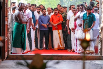 யாழ்ப்பாணம் சென்ற அநுர மீது கடும் கோபத்தில் பௌத்த துறவி