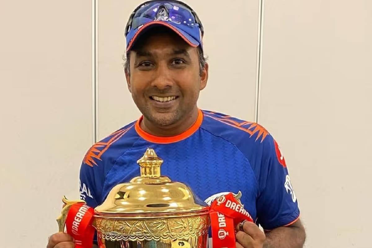 மும்பை இந்தியன்ஸின் பயிற்சியாளர் பொறுப்பிலிருந்து விலகிய ஜெயவர்தனே | Mahela Jayawardene Steps Down As Mi Head Coach