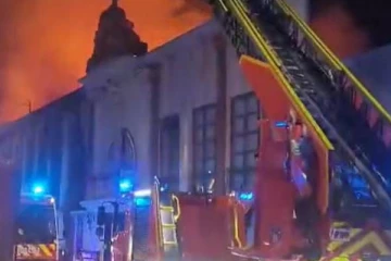 இரவு விடுதியில் திடீரென ஏற்பட்ட தீ விபத்து: 13 பேர் உயிரிழப்பு! ஸ்பெயினில் சம்பவம்