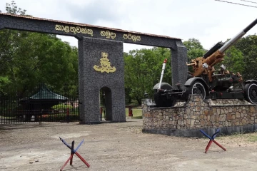இராணுவ முகாமில் ஆயுதங்கள் திருட்டு ; CIDயினர் வெளிப்படுத்திய அதிர்ச்சி தகவல்