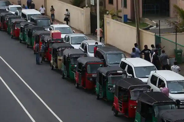 இலங்கையில் நிராகரிக்கப்படும் முச்சக்கரவண்டிகள்! | Tricycles Are Rejected In Sri Lanka