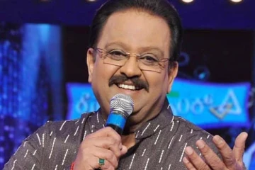 15 வயதில் எஸ்பிபி எடுத்துக் கொண்ட புகைப்படம்.. தீயாய் பரவும் புகைப்படத்திற்கு குவியும் லைக்ஸ்