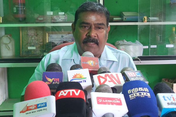 அரிசி இறக்குமதியில் நடக்கும் மோசடிகள்: வவுனியா மாவட்ட அரிசி ஆலை உரிமையாளர் சங்கம் குற்றச்சாட்டு | Vavuniya District Rice Mill Owners Association அரிசி இறக்குமதியில் நடக்கும் மோசடிகள்: வவுனியா மாவட்ட அரிசி ஆலை உரிமையாளர் சங்கம் குற்றச்சாட்டு | Vavuniya District Rice Mill Owners Association