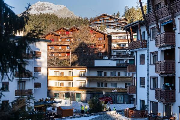 சுவிஸ் கோர சம்பவத்தில் அடையாளம் காணப்பட்ட முதல் நபர் | First Victim Of Swiss Fire