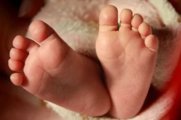 வாழ்நாள் முழுவதும் இலவச பயணம் - பேருந்து நிலையத்தில் பிறந்த குழந்தைக்கு அடித்த ஜாக்பாட்