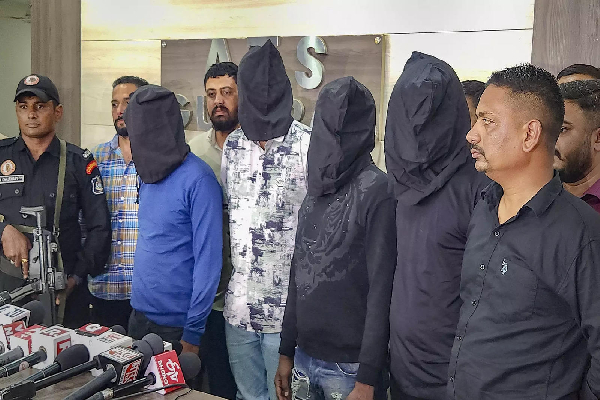 உயிர்த்த ஞாயிறு தாக்குதல் போன்று இனி நடக்காது : பாதுகாப்பு செயலர் உறுதி | Intelligence Monitoring The Activities Of Is