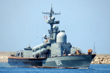 உக்ரைனின் தாக்குதலால் கடலில் மூழ்கிய ரஷ்ய கப்பல்