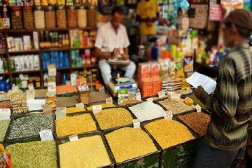 மக்களுக்கு மகிழ்ச்சி தகவல் : குறைவடையவுள்ள அத்தியாவசிய பொருட்களின் விலைகள்