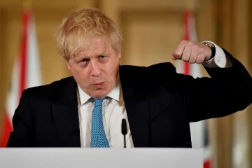 கொரோனாவால் பாதித்தவர்கள் தனிமைப்படுத்த தேவையில்லை! பிரித்தானியாவில் முடிவுக்கு வரும் முக்கிய சட்டம்