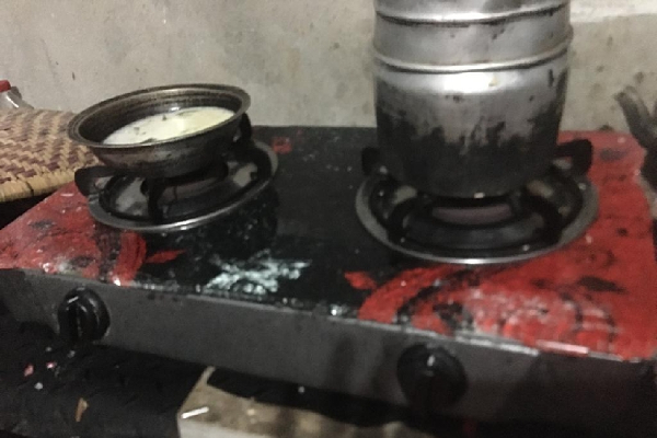 வவுனியாவில் வெடித்தது எரிவாயு அடுப்பு! - ஐபிசி தமிழ்