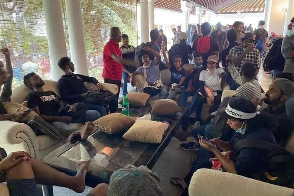 ராஜபக்சகளின் உள்ளாடைகளை கைப்பற்றிய போராட்டகாரர்கள்! | Protesters Seized Rajapaksa S Underwear