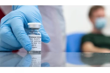 ஐரோப்பாவில் 12 வயதினருக்கு தடுப்பூசி போட அனுமதி கொடுங்க! விண்ணப்பித்த்துள்ள பிரபல நிறுவனம்