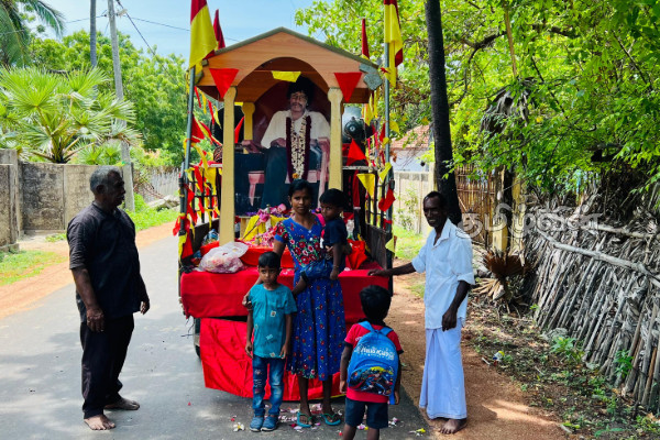 வடக்கில் தியாக தீபம் திலீபனின் அஞ்சலி நிகழ்வுகள் | Chariot Carrying Image Sacrificial Lamp Dileepan