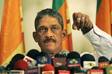 கோட்டாபய தலைமையிலான சர்வாதிகார அரசை உடனடியாக வீட்டுக்கு அனுப்ப வேண்டும்! பொன்சேகா வலியுறுத்தல்