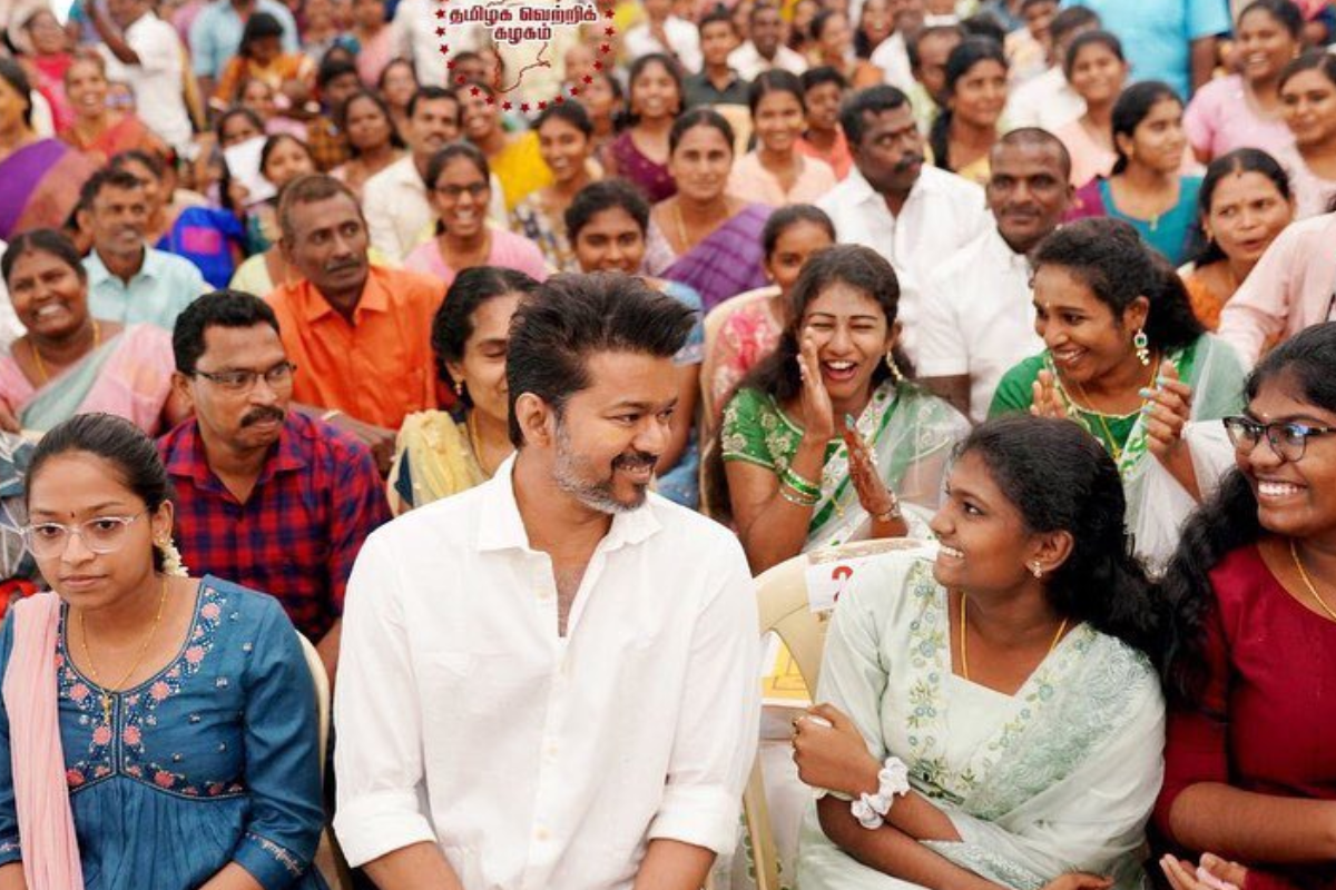 பெண்கள் பிரதிநிதித்துவத்திலும் சாதனை படைத்த விஜய்.. வெற்றி வாகை சூடும் 13 தவெக பெண் MLAக்கள்! | 13 Female Tvk Mlas Legislative Assembly Tamilnadu
