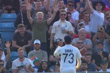 ஸ்கோர் என்னப்பா? சிராஜை வம்பிழுத்த இங்கிலாந்து ரசிகர்கள்- அவர் என்ன பதில் சொன்னார் தெரியுமா?