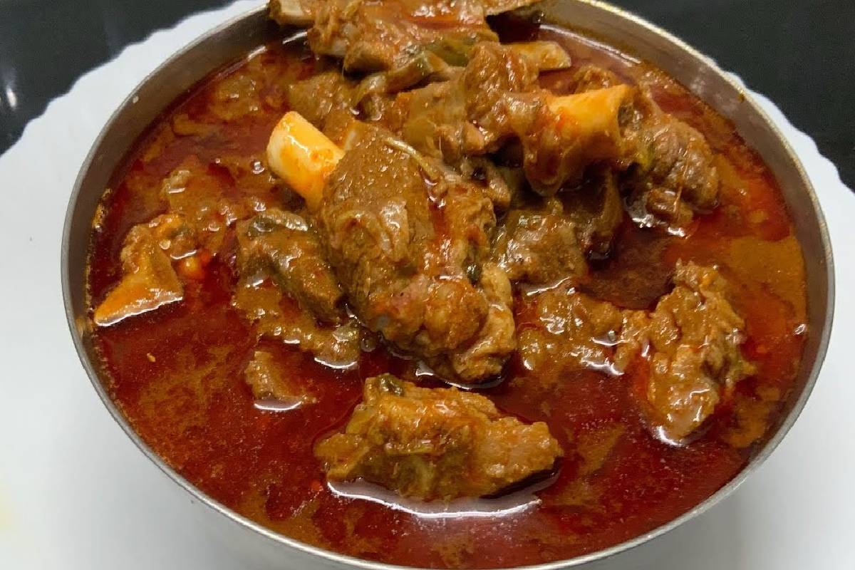 Kolhapuri Mutton Recipe: காரசாரமான கோலாப்பூரி மட்டன் குழம்பு செய்முறை | Tasty Kolhapuri Mutton Masala Recipe Kolhapuri Mutton Recipe: காரசாரமான கோலாப்பூரி மட்டன் குழம்பு செய்முறை | Tasty Kolhapuri Mutton Masala Recipe