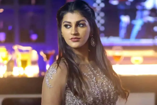 100 ரூபாய்காக அந்த வயதில் டான்ஸ் ஆடினேன் - யாஷிகா வருத்தம் | Yashika Aannand Says She Danced For100 Rupees