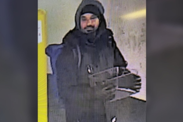 கனடாவில் அதிரடியாக கைது செய்யப்பட்ட தமிழ் இளைஞன்! | A Young Tamil Man Was Arrested In Toronto Canada