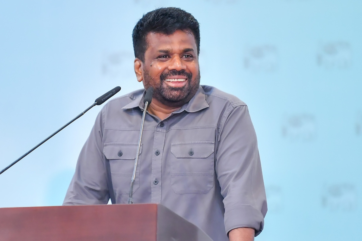 அனைத்து சேவைகளையும் அத்தியாவசிய சேவைகளாக அறிவித்து சிறப்பு வர்த்தமானி சற்றுமுன்னர் வெளியீடு | Extending The Declaration Of 15 Essential Service அனைத்து சேவைகளையும் அத்தியாவசிய சேவைகளாக அறிவித்து சிறப்பு வர்த்தமானி சற்றுமுன்னர் வெளியீடு | Extending The Declaration Of 15 Essential Service