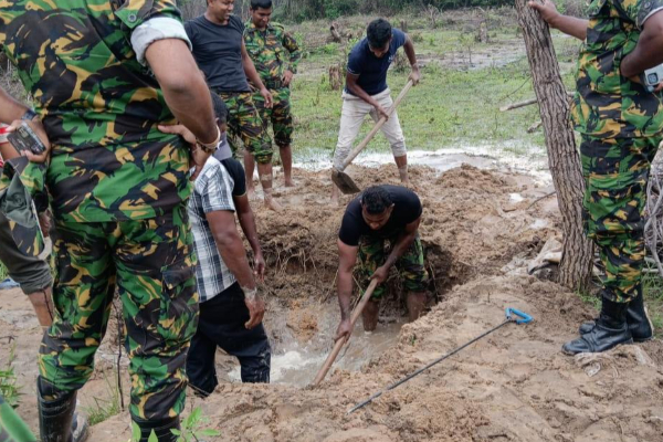 விடுதலைப் புலிகளின் மருத்துவ முகாம் ; வாகரையில் வெடிபொருட்கள் கண்டுபிடிப்பு | Explosives Buried In Vakarai Have Been Discovered