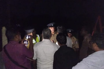 தையிட்டியில் இராணுவத்தினர் அடவாடி - காவல்துறை வாகனங்களை வீதிக்கு குறுக்கே நிறுத்தி தடை!