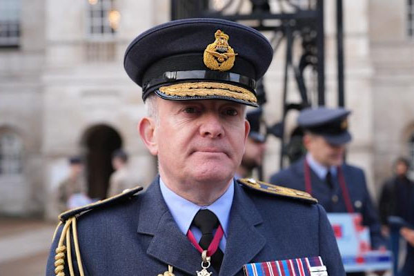 முழு பிரித்தானியாவும் போருக்குத் தயாராகவேண்டும்: ராணுவத் தலைவர் எச்சரிக்கை | Uk Must Ready To Fight முழு பிரித்தானியாவும் போருக்குத் தயாராகவேண்டும்: ராணுவத் தலைவர் எச்சரிக்கை | Uk Must Ready To Fight