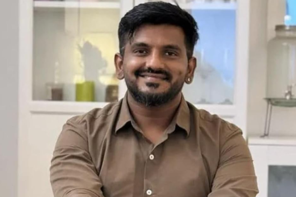 ரஜினிக்கு சொன்ன கதையில் இப்போது சூர்யா.. பிளாக்பஸ்டர் ஹிட் கொடுத்த இயக்குநருடன் கூட்டணி | Suriya To Join Hands With Ashwath Marimuthu ரஜினிக்கு சொன்ன கதையில் இப்போது சூர்யா.. பிளாக்பஸ்டர் ஹிட் கொடுத்த இயக்குநருடன் கூட்டணி | Suriya To Join Hands With Ashwath Marimuthu