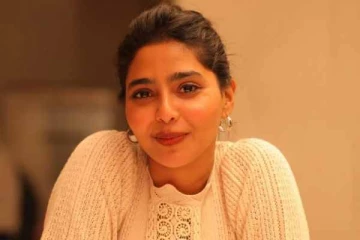 புதிய ஆடம்பர கார் வாங்கியுள்ள நடிகை ஐஸ்வர்யா லட்சுமி- காரின் விலை எவ்வளவு தெரியுமா?