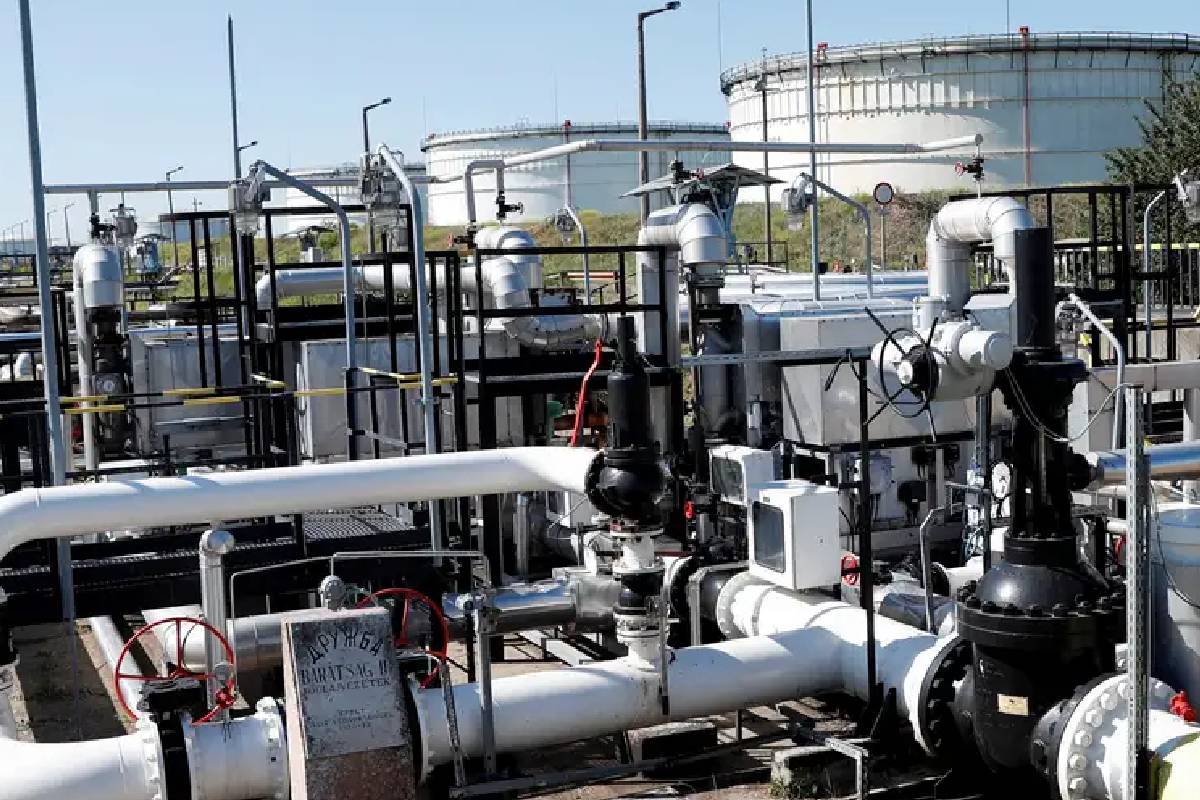 உக்ரைனுக்கு நிதியுதவி: ஹங்கேரியுடனான எரிபொருள் விநியோகப் போருக்கு முடிவு | Financial Aid To Ukraine Fuel Supply War Hungary