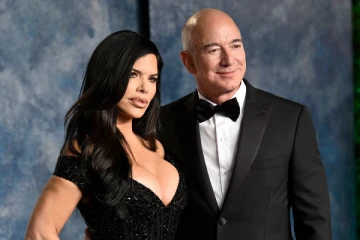 பிரமாண்ட கோடீஸ்வர தீவு...காதலிக்காக ரூ.659 கோடியில் மாளிகை - அசத்திய அமேசான் நிறுவனர்!