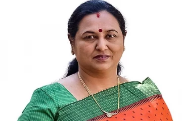 கேப்டன் எங்கேயும் போகல.. துக்கம் வேதனையோடு வந்திருக்கிறேன்: பிரேமலதா உருக்கம்