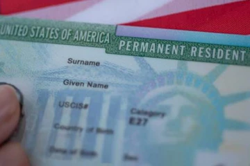 அமெரிக்க நாடாளுமன்றில் நிறைவேற்றப்பட்டுள்ள தீர்மானம்! குடியுரிமையை எளிதாக பெறக்கூடியவர்கள் குறித்து புதிய தகவல்