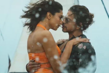 காவி நிறத்தை மாற்ற வேண்டும்! சர்ச்சையில் சிக்கிய ஷாருக்கான் - தீபிகா நடித்த கவர்ச்சி பாடல் காட்சி