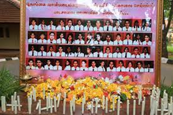 செஞ்சோலை படுகொலையின் நினைவுதினம் யாழ்.பல்கலைக்கழக மாணவர்களால் முன்னெடுப்பு | Commemoration Cholai Jaffna University Students