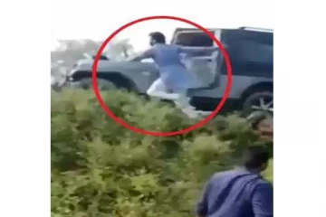 அமைச்சர் - மகனின் கூட்டுச்சதியே ஜீப்பை ஏற்றி விவசாயிகள் கொலைச் சம்பவம் - எந்த நேரத்திலும் கைது - குவியும் கண்டனங்கள்