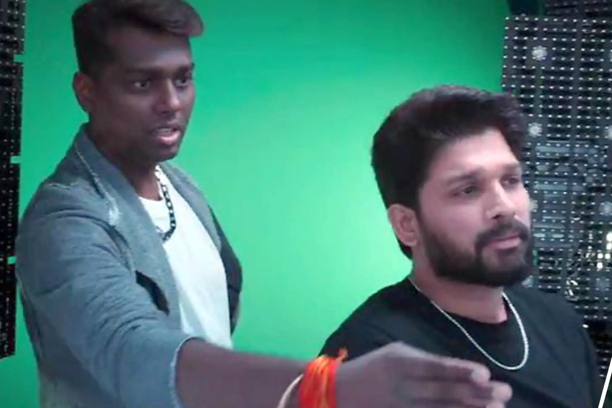 ரூ. 2000 கோடி வசூல் உறுதி.. அட்லீ - அல்லு அர்ஜுன் படத்தின் டைட்டில் போஸ்டர் அறிவிப்பு | Atlee Allu Arjun Movie Title Poster Announcement ரூ. 2000 கோடி வசூல் உறுதி.. அட்லீ - அல்லு அர்ஜுன் படத்தின் டைட்டில் போஸ்டர் அறிவிப்பு | Atlee Allu Arjun Movie Title Poster Announcement