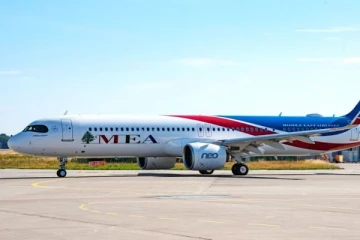 விமானத்தை தாக்கிய துப்பாக்கி குண்டால் பரபரப்பு!