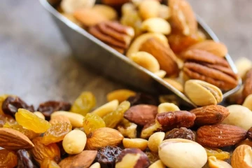 இந்த உணவுகளை எப்பவும் இரவில் எந்த நேரத்துலயும் சாப்பிடாதீங்க...மீறினால் உயிருக்கு ஆபத்து?