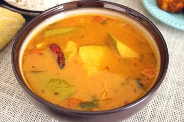 மாம்பழத்தில் சாம்பார் செய்து சாப்பிட்டதுண்டா...