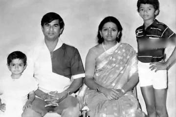 2ல் ஒன்றை கடவுள் எடுத்துகிட்டார்! எஸ்.ஏ.சி வெளியிட்ட 3 வயதில் மறைந்த விஜய் தங்கையின் புகைப்படம்..