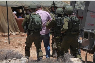 ஆடைகள் இன்றி சரணடைந்த தாக்குதல் தளபதி: இஸ்ரேல் வெளியிட்டுள்ள அதிர்ச்சி வீடியோ!!