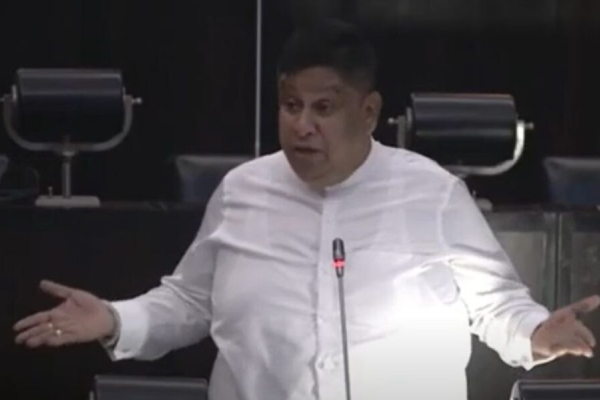 அமெரிக்கா - வெனிசுலா விவகாரம்! அநுர அரசாங்கத்தின் நடத்தைகள் தொடர்பில் கேள்வி | Approach By The Govt On Venezuela Issue Chamara