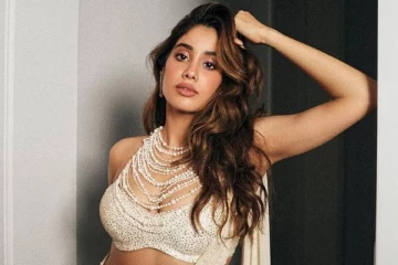 ஜான்வி கபூரின் இதயத்தை தொட்ட தமிழ் படம் எது தெரியுமா.. உணர்ச்சிப்பூர்வ பதிவு