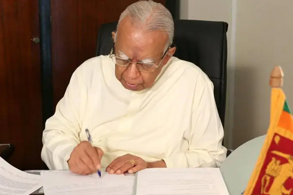 சம்பந்தருக்கு வயதாகிவிட்டதால் பதவி விலகவேண்டும்; சுமந்திரன் பகிரங்கம்! | Sambandhar Has To Step Down Because He Is Old