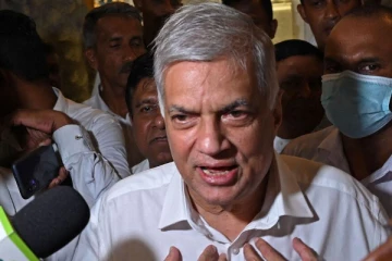 அரசியல்வாதிகளால் ஏற்பட்டுள்ள நெருக்கடி